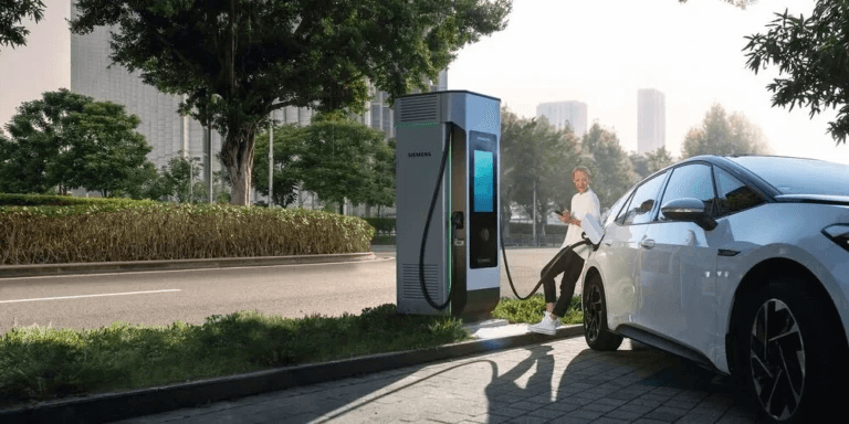 septiembre 11, 2025La Siemens revela las tendencias que dominarán el mercado de estaciones de carga. No te lo pierdas!