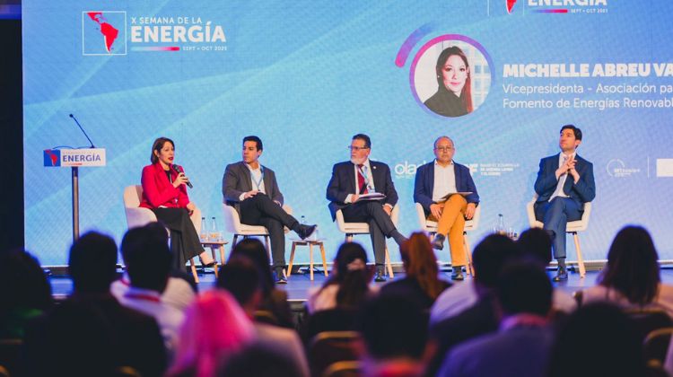 octubre 23, 2025Almacenamiento obligatorio, licitaciones y crecimiento: la fórmula dominicana para acelerar la transición