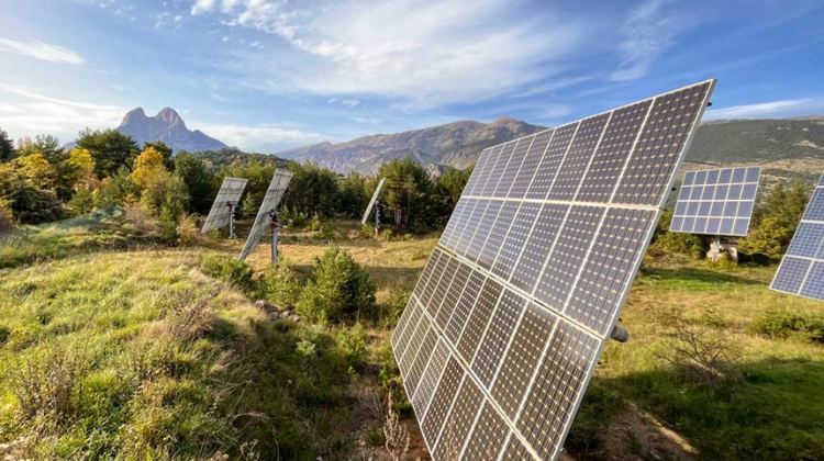 noviembre 3, 2025Cataluña refuerza su seguridad eléctrica y acelera en renovables y almacenamiento con el Decreto‑ley 22/2025