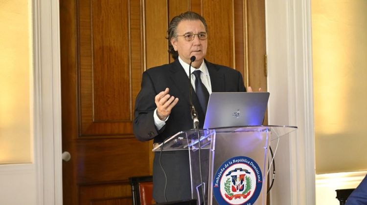 noviembre 19, 2025Rafael Velazco: «República Dominicana necesita 500 MW en baterías para estabilizar su red eléctrica»