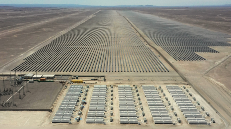 febrero 10, 2026España tramita más de 570 MW de almacenamiento BESS para hibridación en solo tres semanas